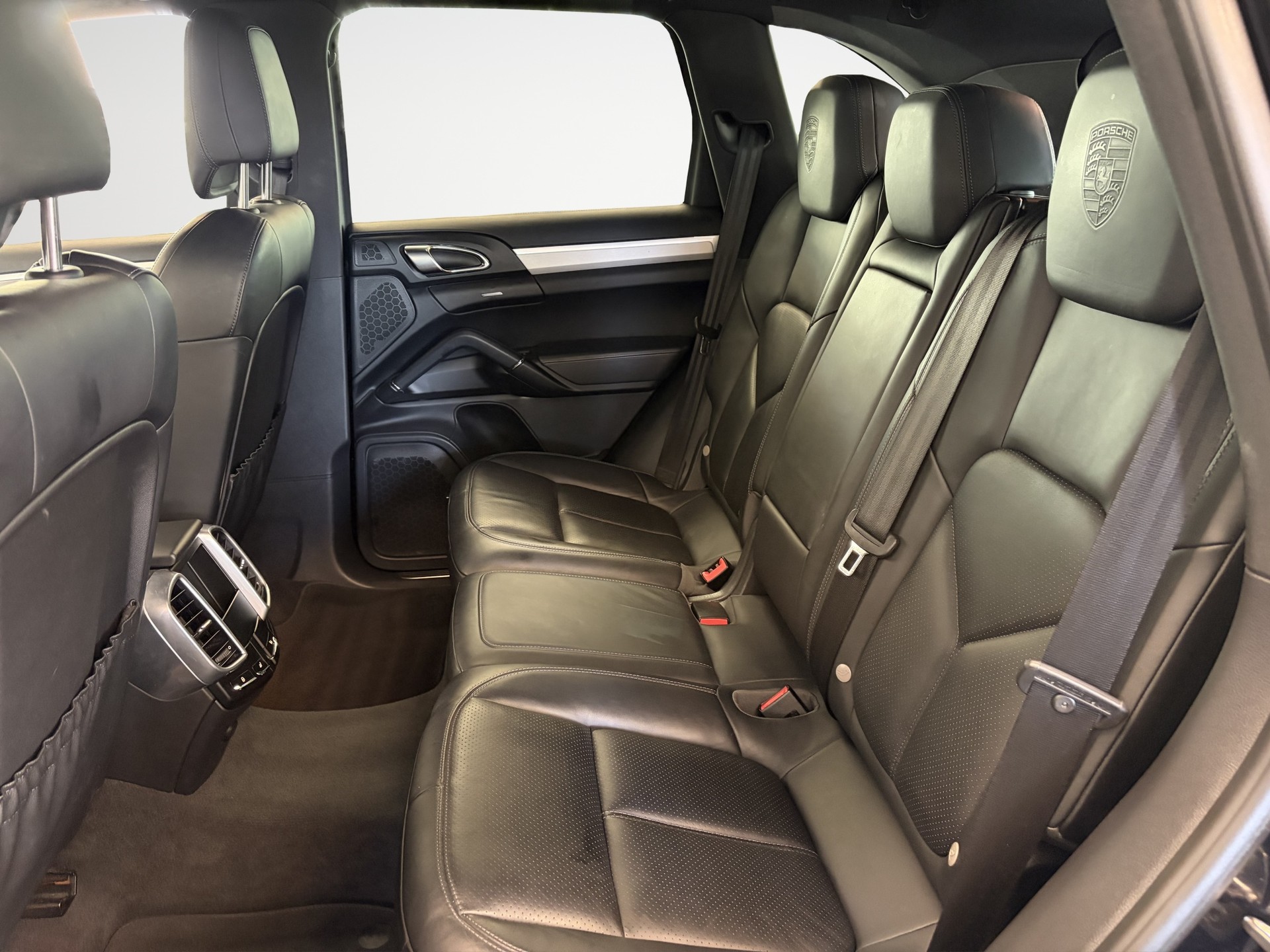 PORSCHE Cayenne Diesel-image-12