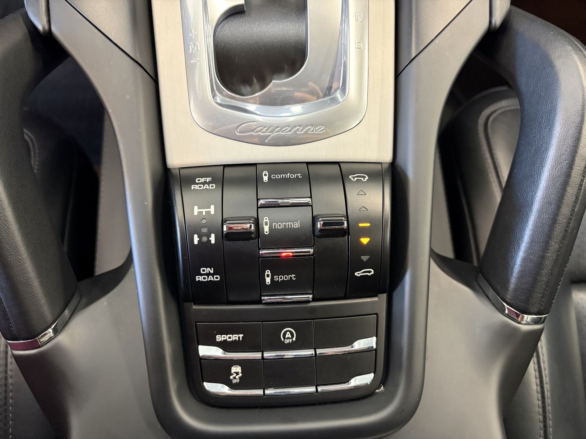 PORSCHE Cayenne Diesel-image-15