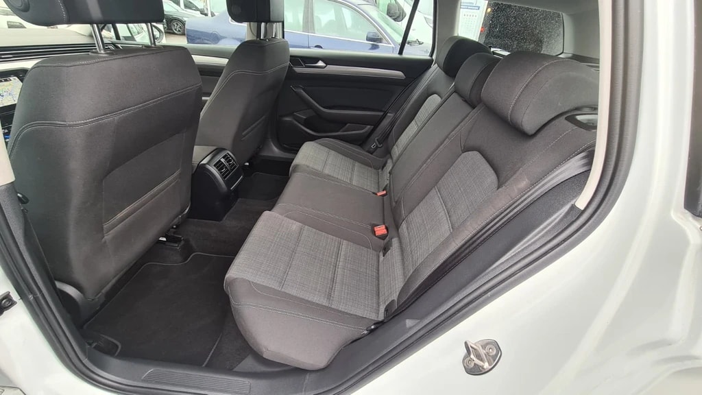 VW Passat 2.0 TDI BMT Business DSG ** Alcantara-Leder ** Gr-Navi ** RF-Kamera ** Abstandsregelsysteme ** Sitzheizung ** Ab MFK **-image-14