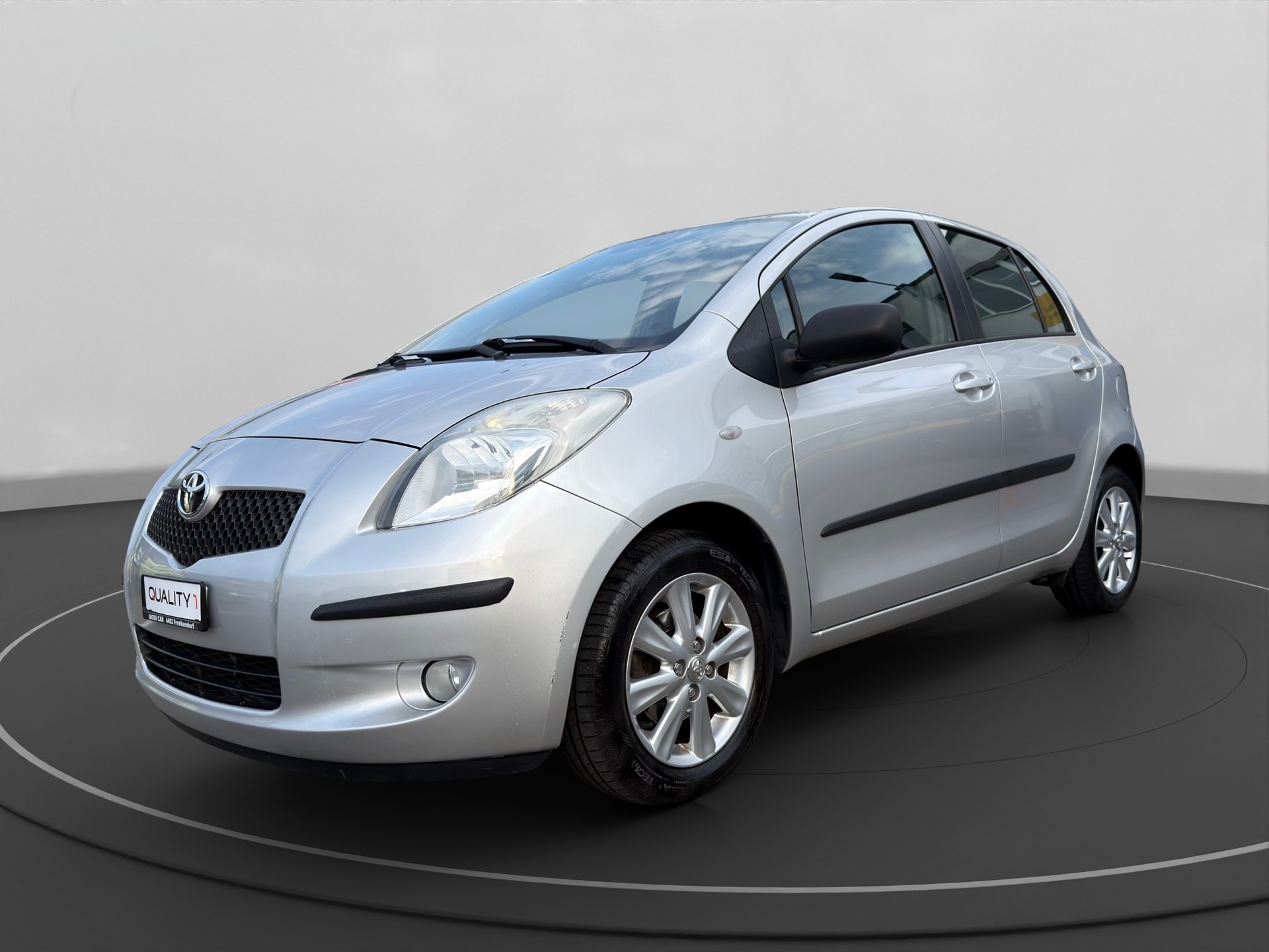 TOYOTA Yaris 1.3 Linea