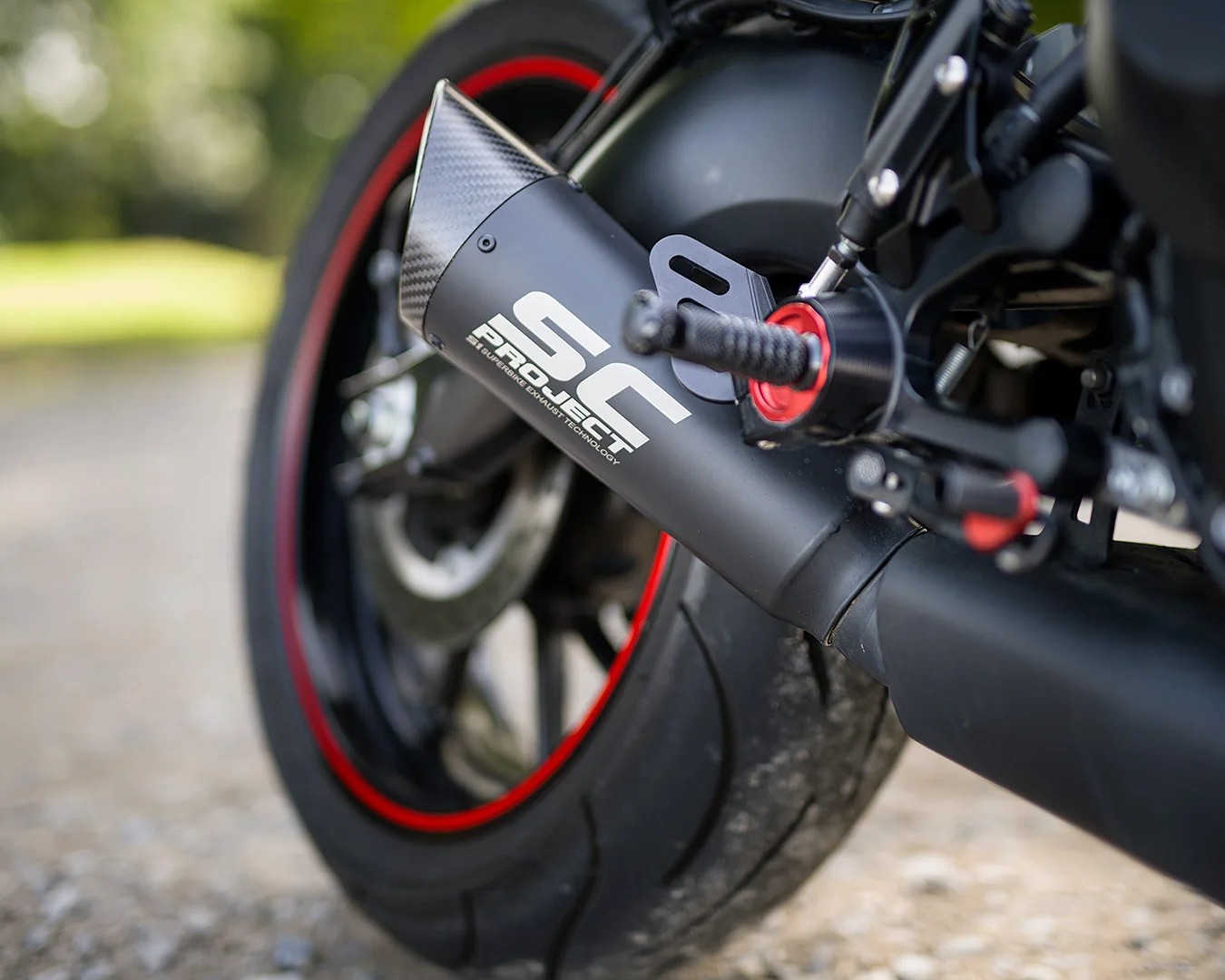 YAMAHA XSR 900-image-2