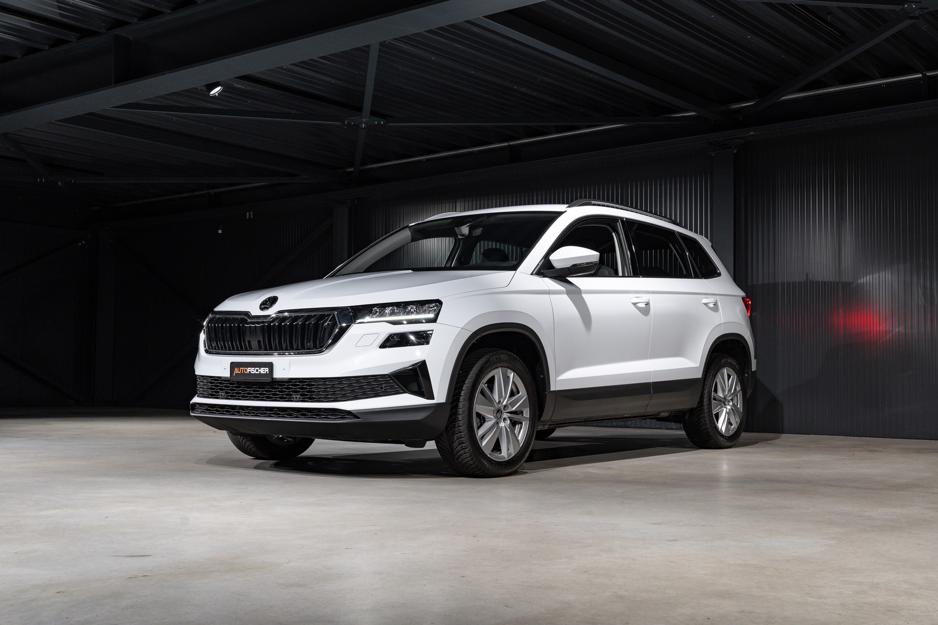 SKODA Karoq 1.5 TSI Top Selection DSG-image-4