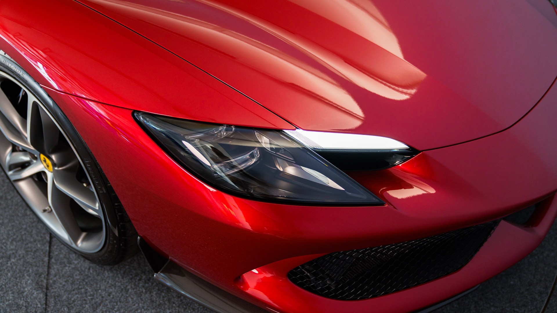 FERRARI 296 GTB-image-5