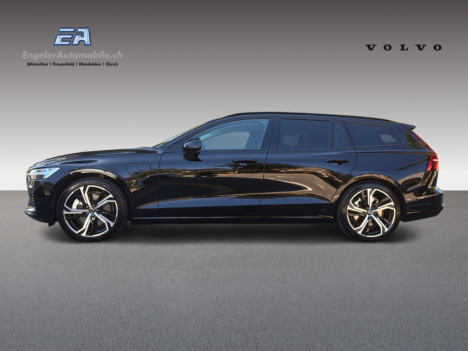 VOLVO V60 2.0 T6 TE Plus Dark eAWD-showroom-element-2