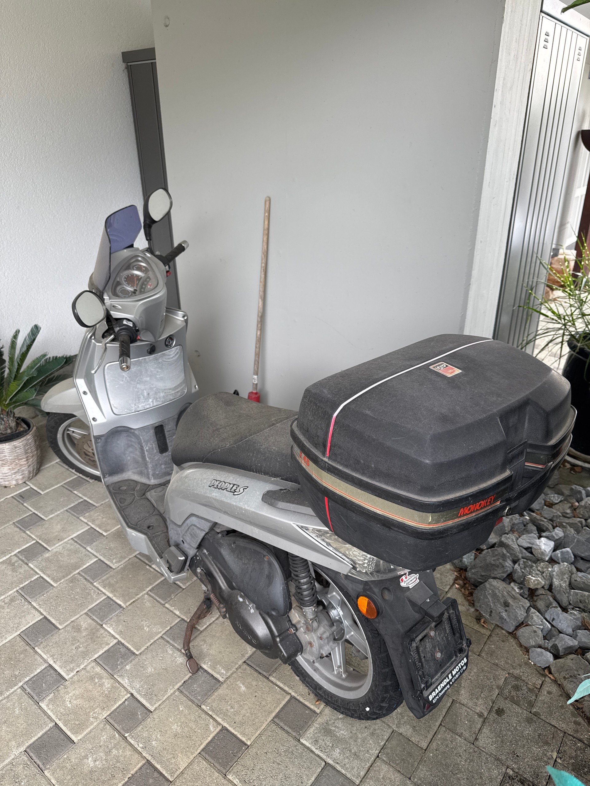 KYMCO People S 125-4T-image-1