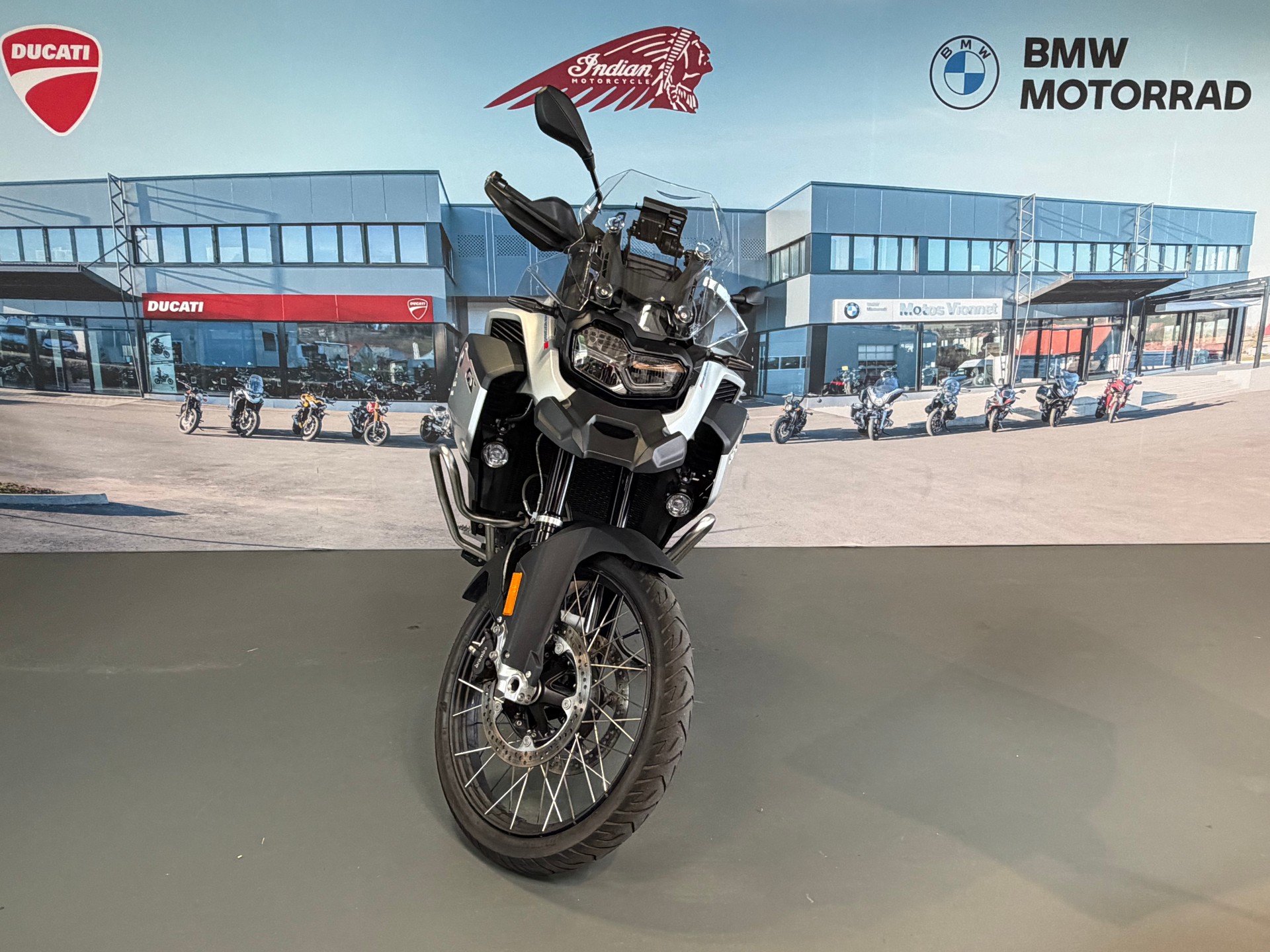 BMW F 900 GS Adventure-image-1