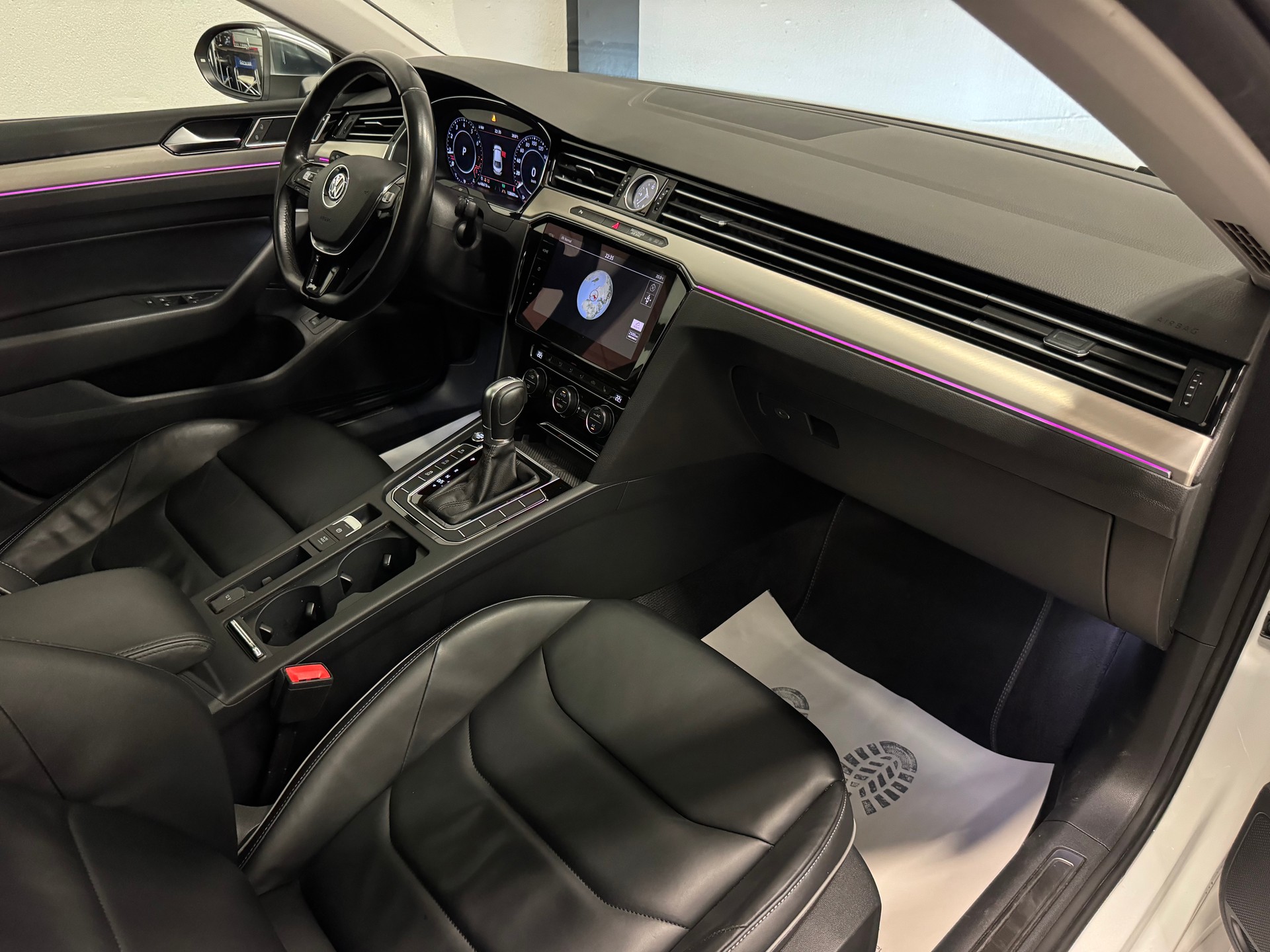 VW Arteon 2.0 TSI BMT Elegance 4Motion DSG-image-21