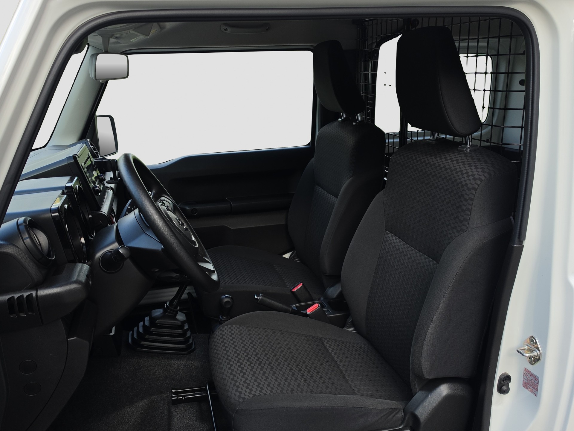SUZUKI Jimny 1.5 Compact+ 4x4-image-7