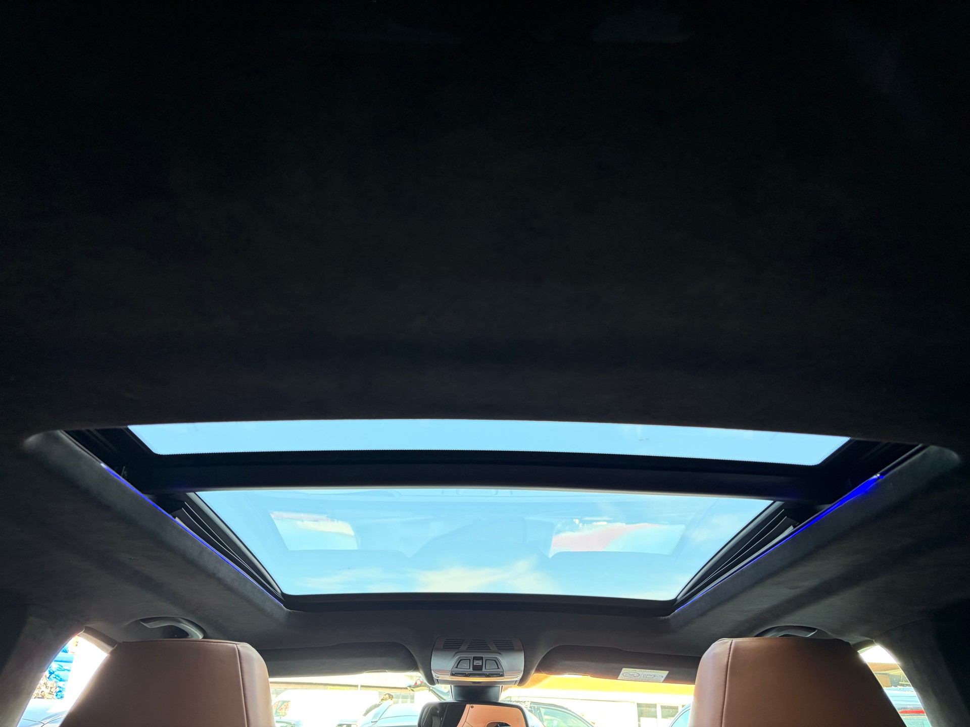 BMW X5M Steptronic *M-Multifunktionssitze*Panoramadach*Standheizung*Night Vision*-image-5