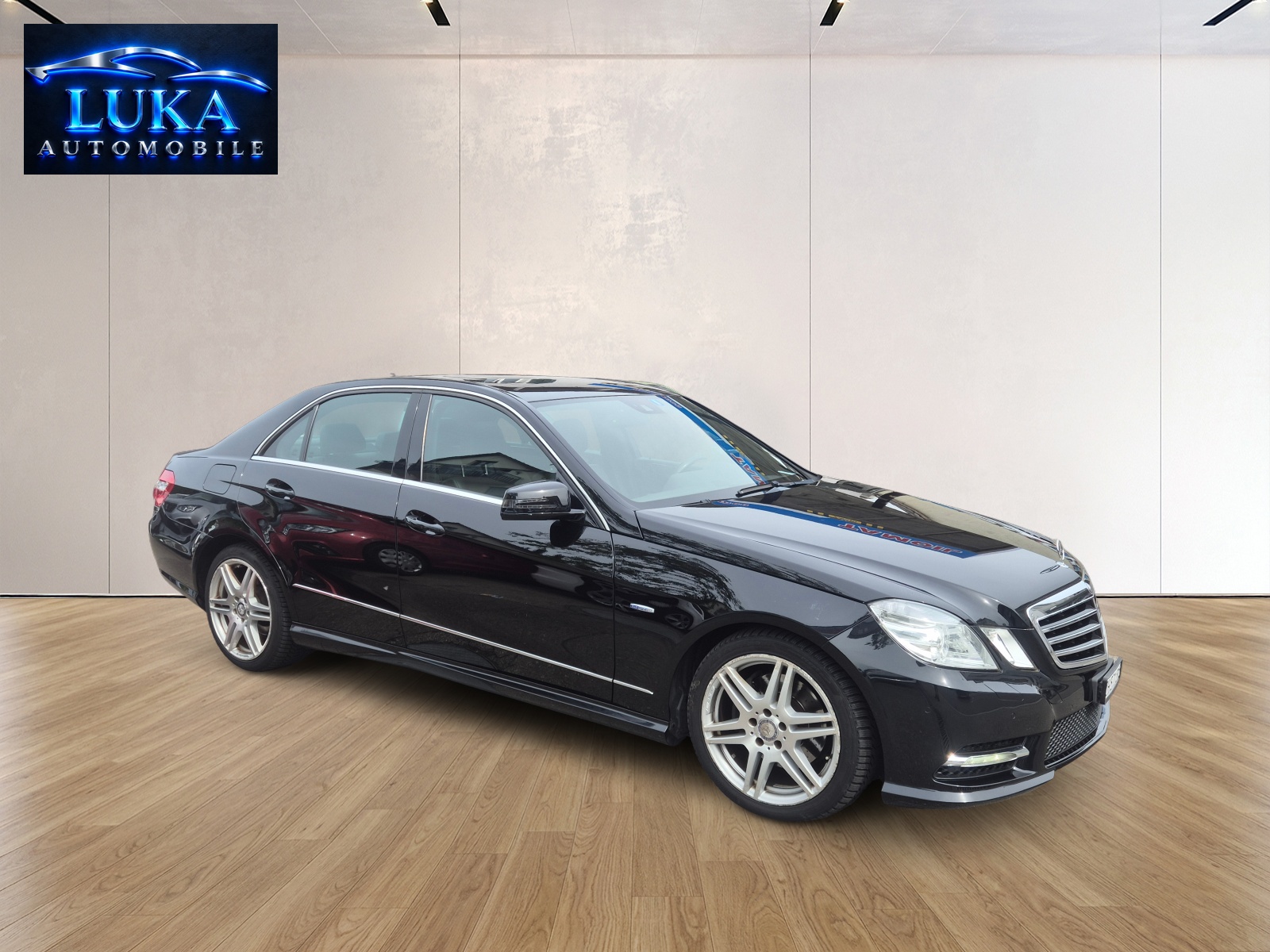 MERCEDES-BENZ E 220 CDI BlueEfficiency MyStar 7G-Tronic-image-6