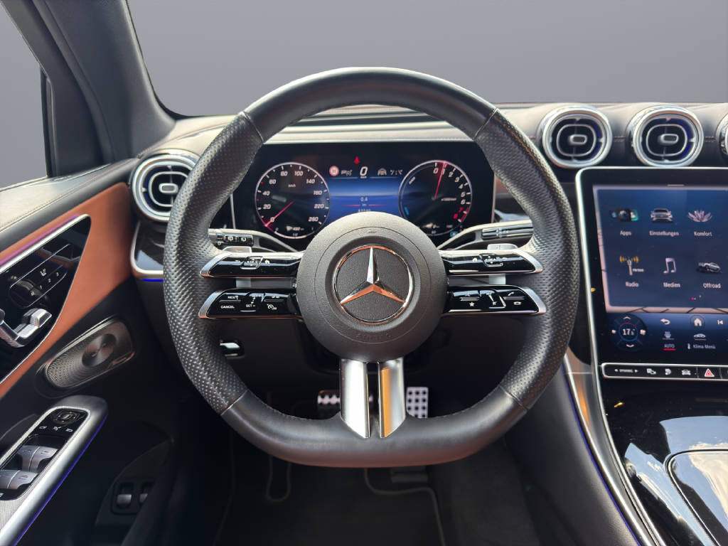 MERCEDES-BENZ GLC 400 e AMG Line 4matic-image-8