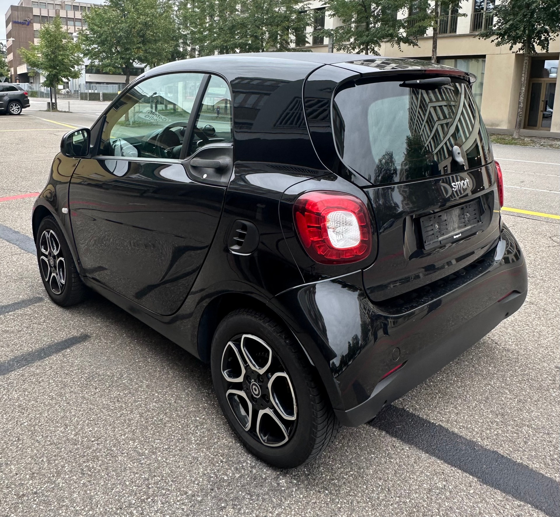SMART fortwo prime-showroom-element-2