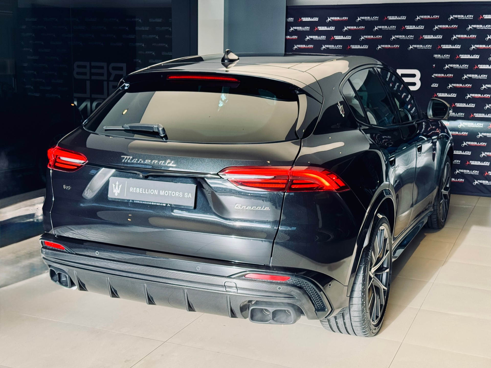 MASERATI Grecale 3.0 Trofeo Automatica Model 2027-showroom-element-3