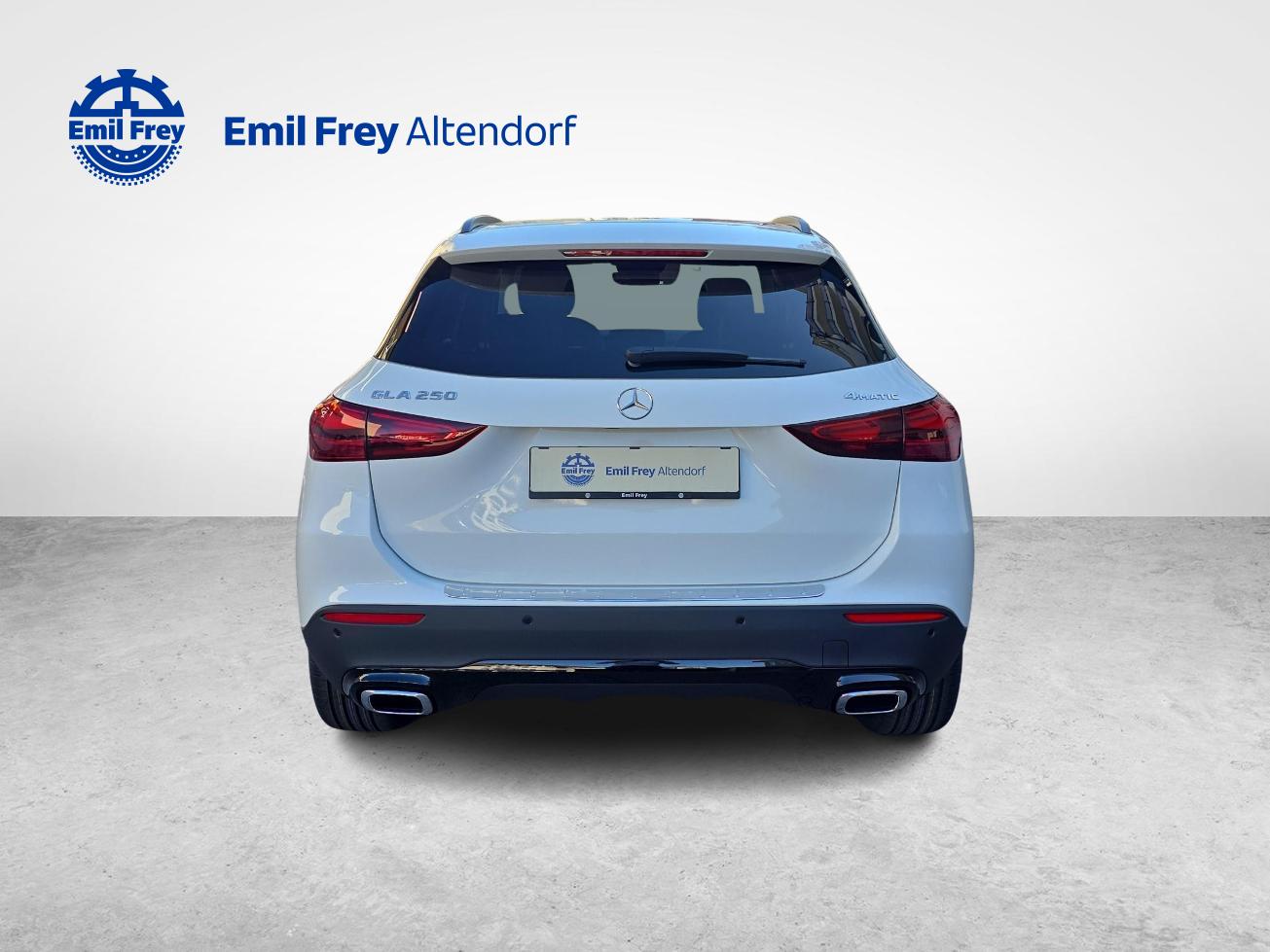 MERCEDES-BENZ GLA 250 4MATIC Swiss Star Progressive-showroom-element-3