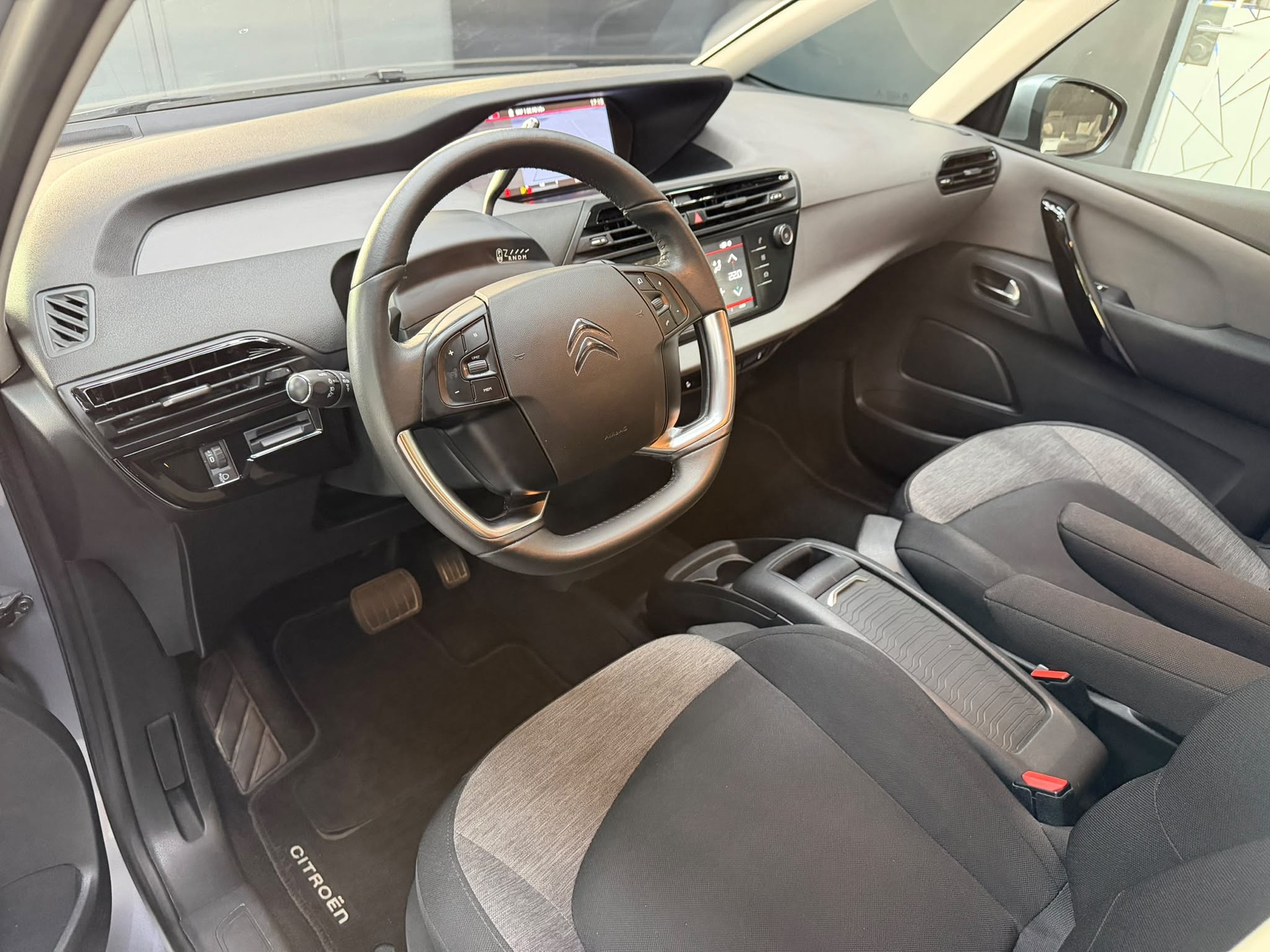 CITROEN Grand C4 Spacetourer 1.6i 16V THP Feel EditionEAT6-image-5