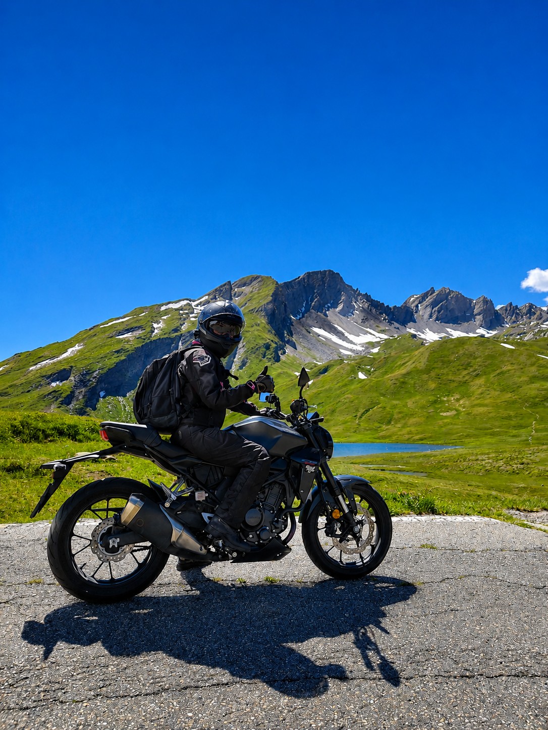 HONDA CB 300 R-image-6