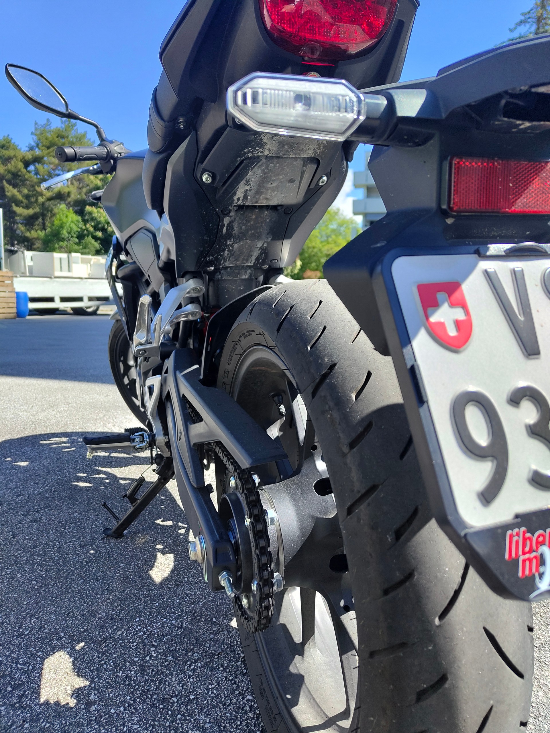 HONDA CB 300 R-image-3