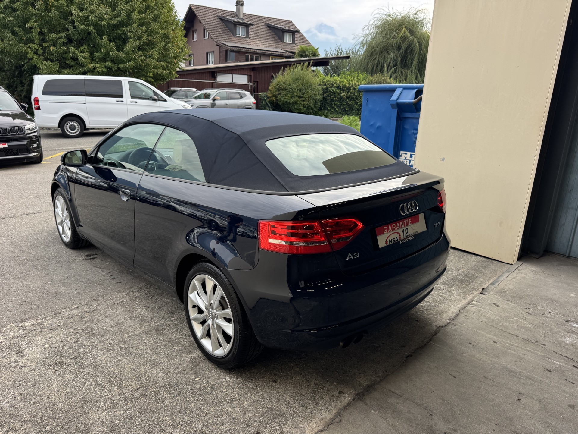 AUDI A3 Cabriolet 1.8 TFSI Ambition S-tronic-image-3