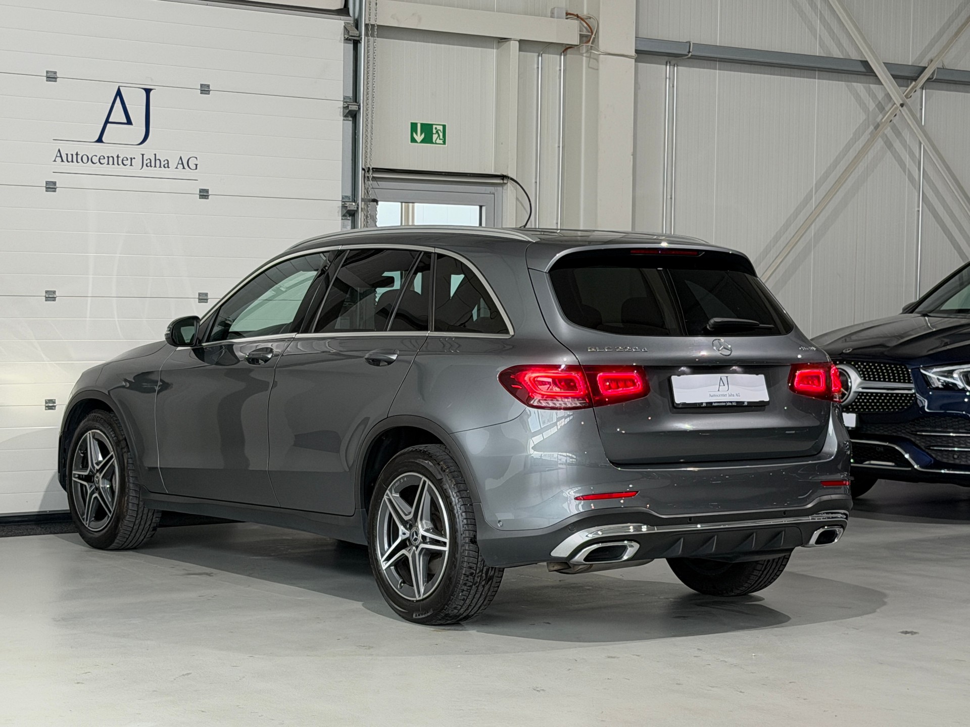 MERCEDES-BENZ GLC 220 d AMG Line 4Matic 9G-Tronic (CH)-image-20