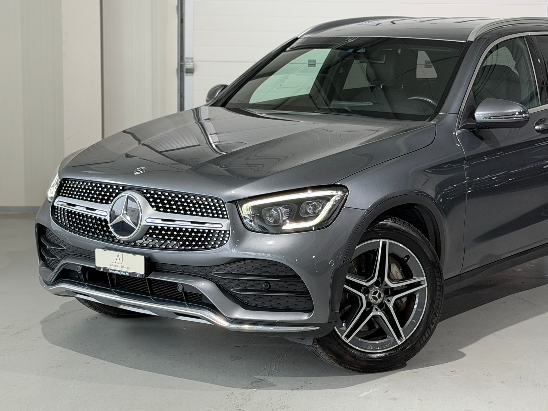 MERCEDES-BENZ GLC 220 d AMG Line 4Matic 9G-Tronic (CH)-showroom-element-1