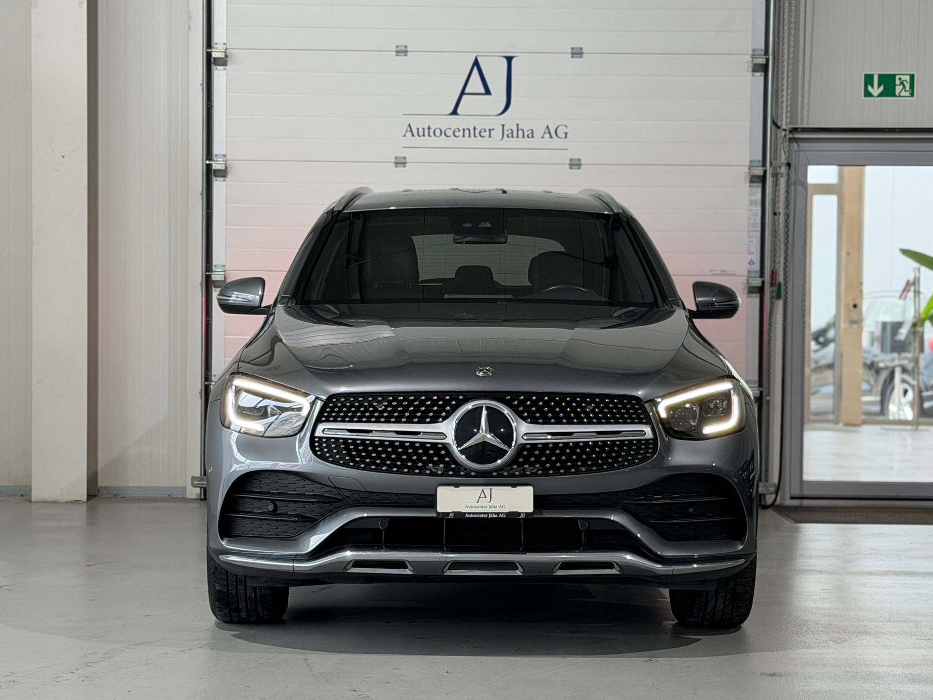 MERCEDES-BENZ GLC 220 d AMG Line 4Matic 9G-Tronic (CH)-showroom-element-3