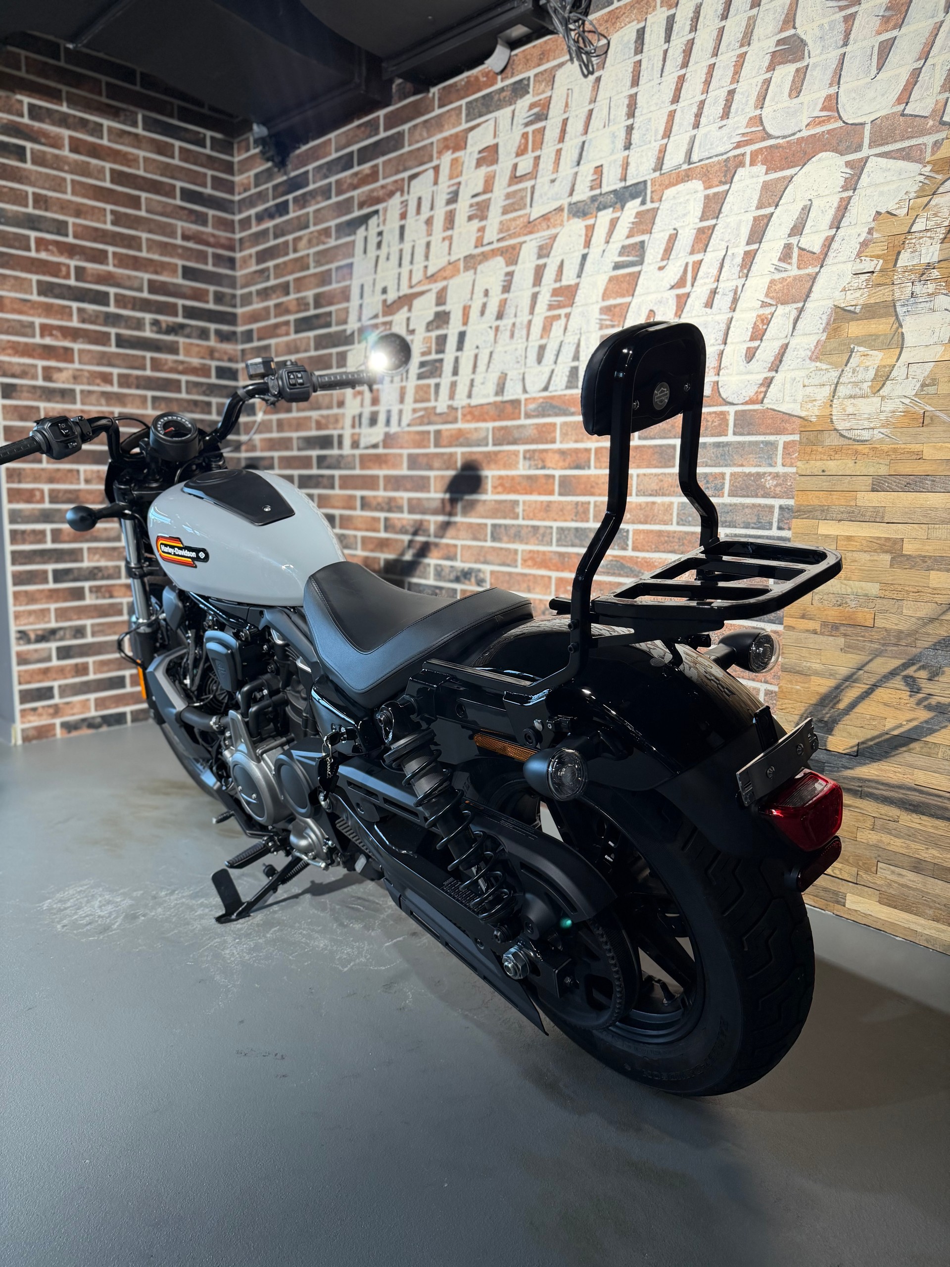 HARLEY-DAVIDSON RH 975 Nighster (35kW)-image-3