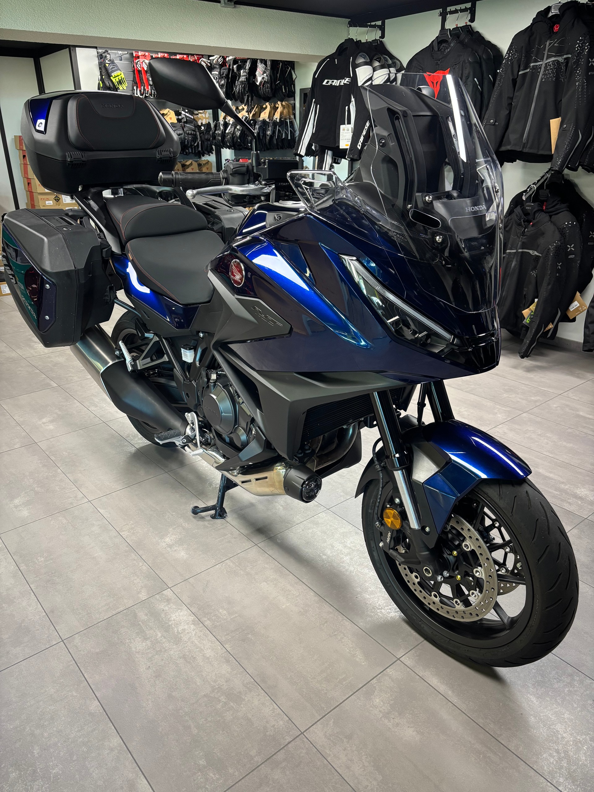 HONDA NT 1100-image-2