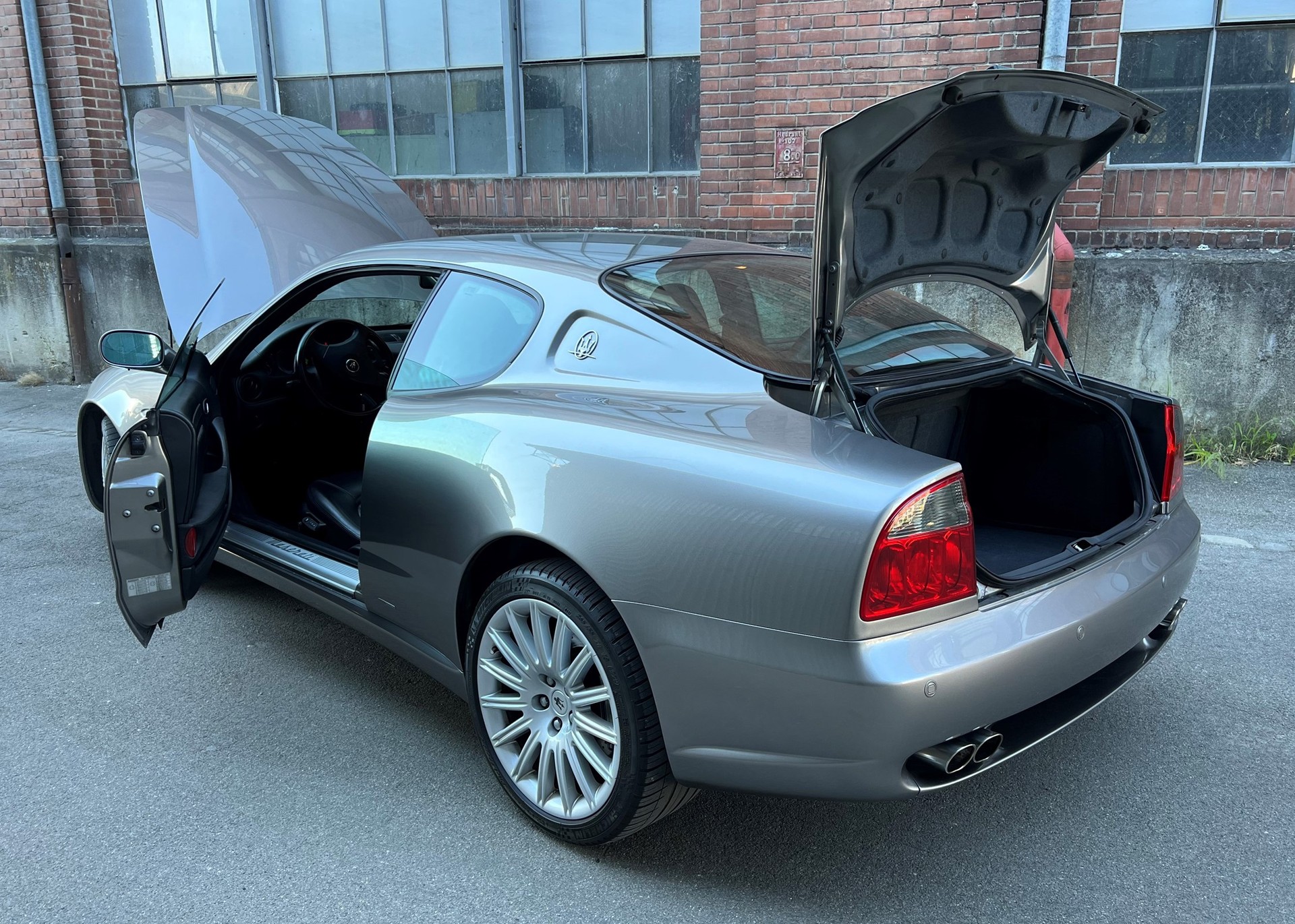 MASERATI Coupé GT-image-3