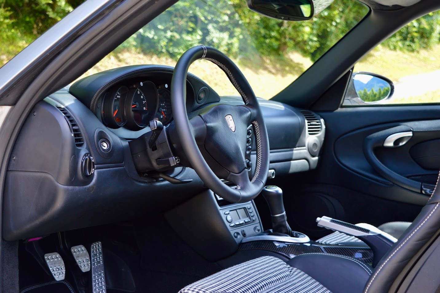 PORSCHE 911 Carrera 4 Gravus S-image-10