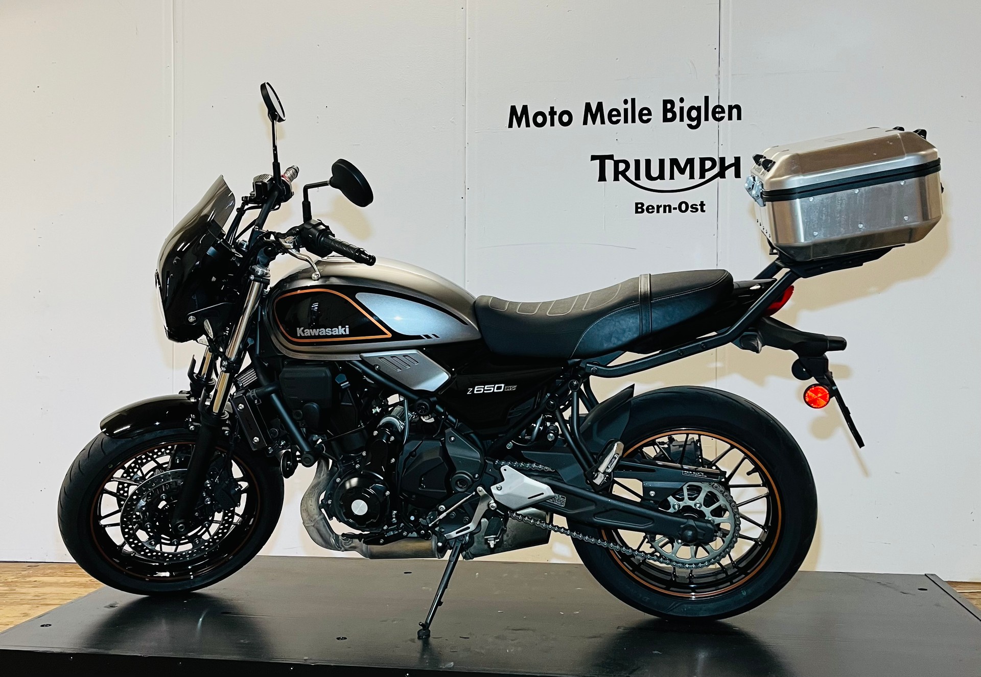 KAWASAKI Z 650 RS-image-1