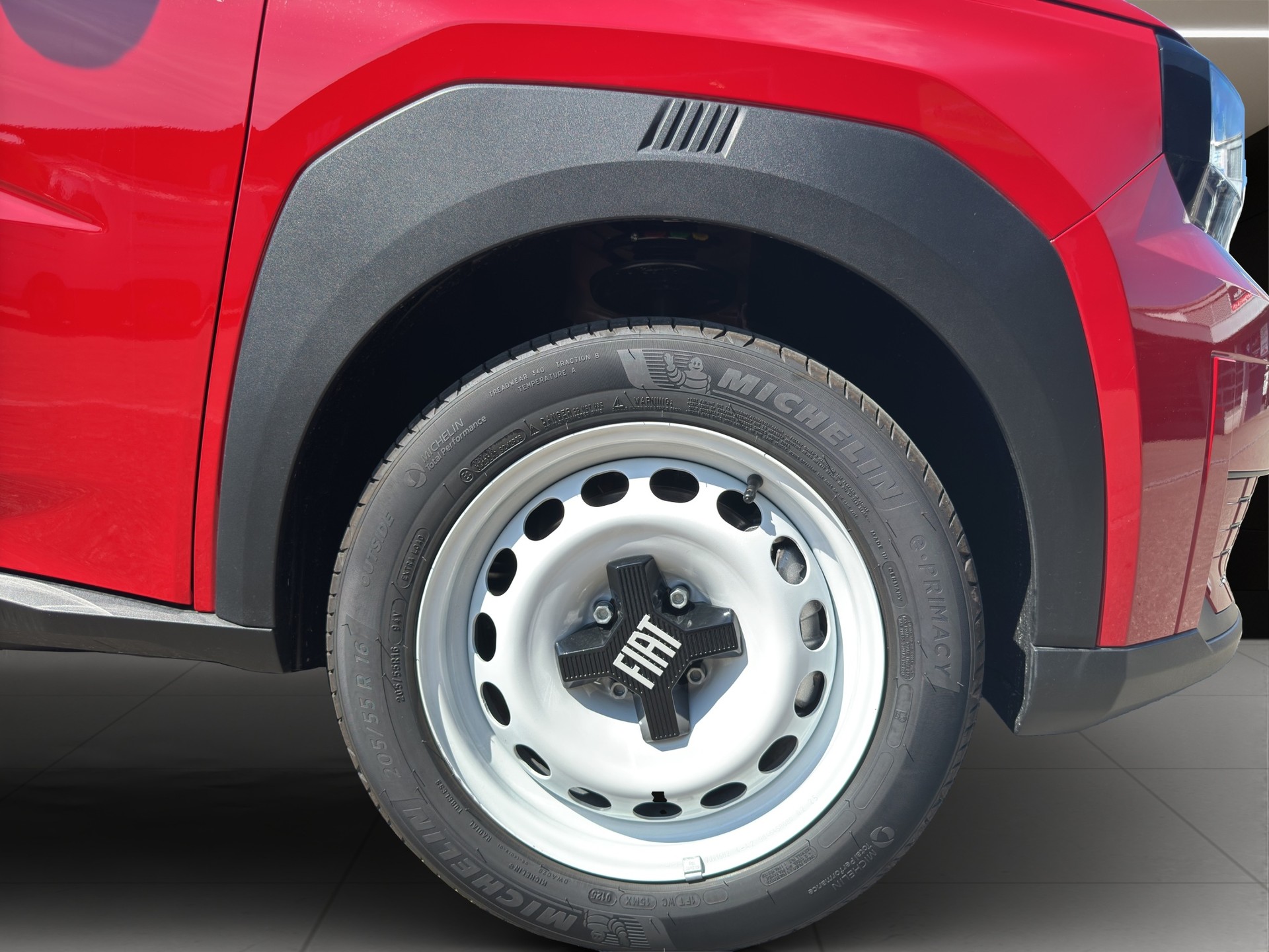 FIAT Grande Panda Red-image-15