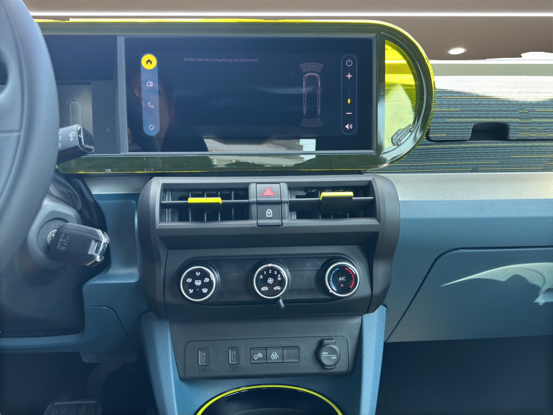 FIAT Grande Panda Red-image-11