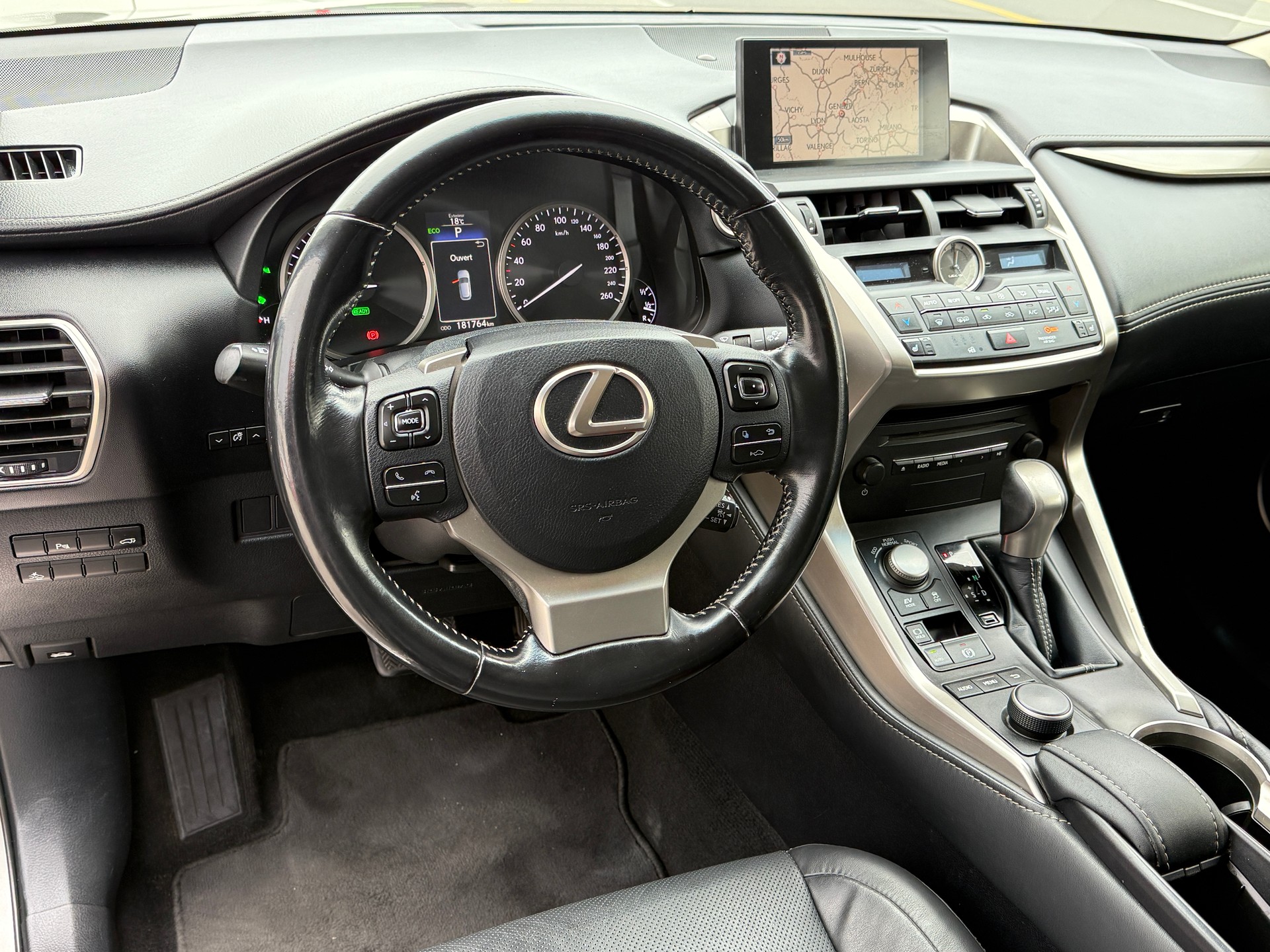 LEXUS NX 300h comfort E-Four Automatic-image-10