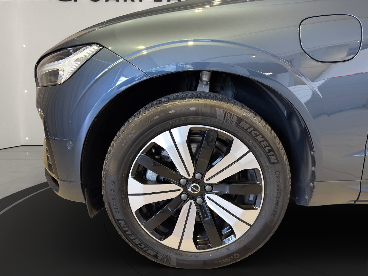 VOLVO XC60 2.0 T6 TE Plus Dark eAWD-image-13