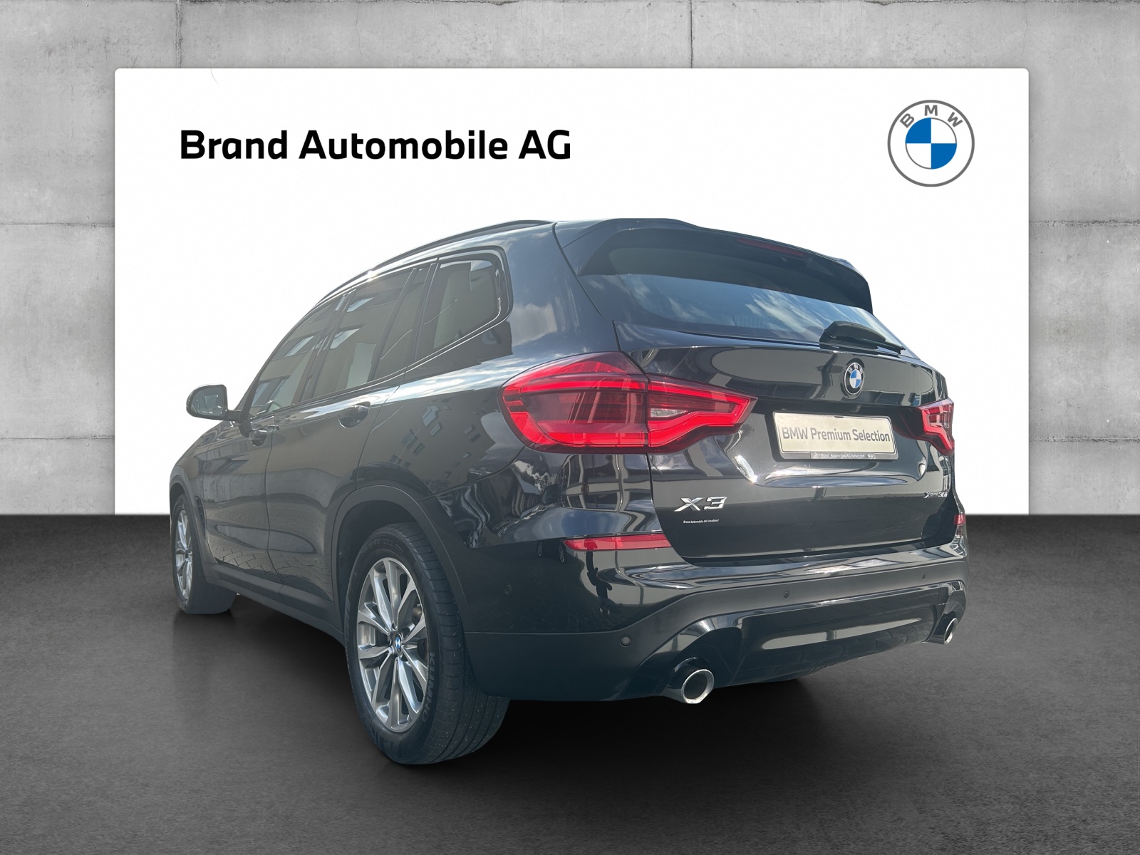 BMW X3 30i xDrive-showroom-element-2