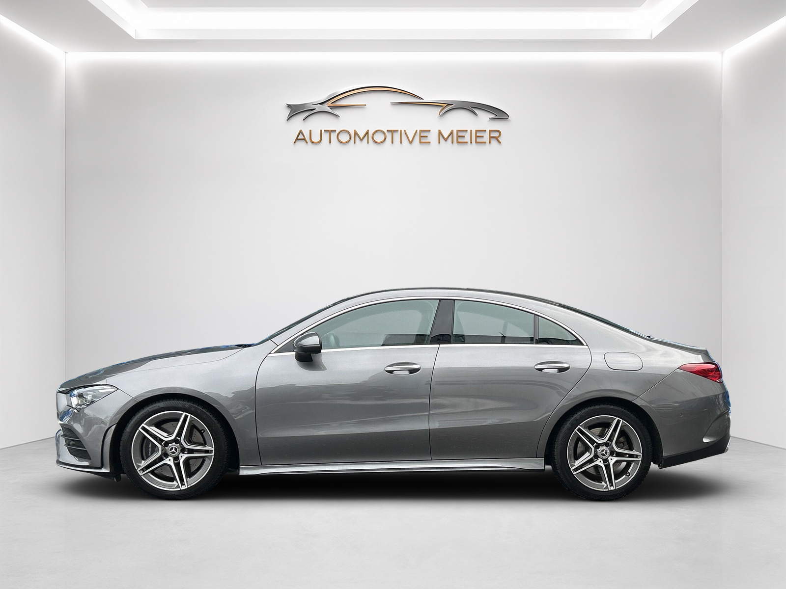 MERCEDES-BENZ CLA 250 AMG Line 7G-DCT *CH Fahrzeug mit Gratisservice*Keyless*360 Grad Kamera*-showroom-element-1