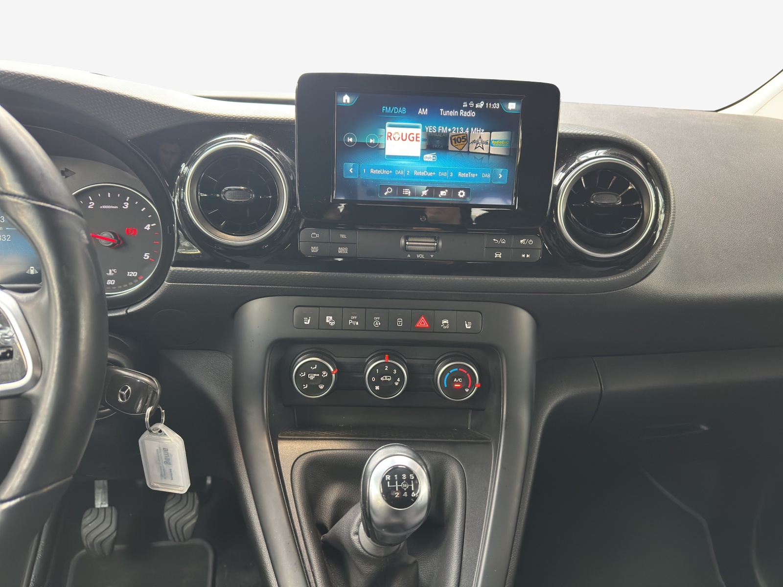 MERCEDES-BENZ Citan 110 CDI Base-image-10