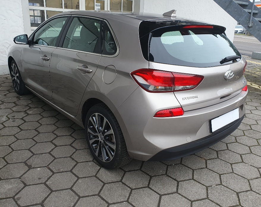 HYUNDAI i30 1.4 T-GDI Launch Automat-showroom-element-3