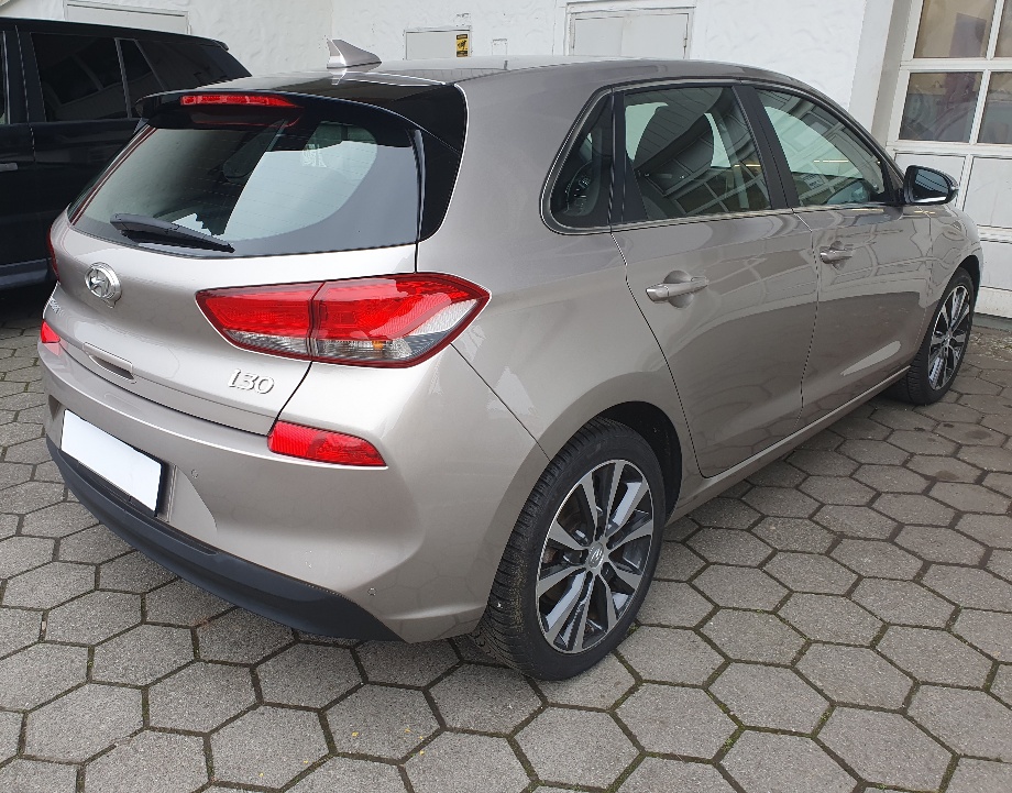 HYUNDAI i30 1.4 T-GDI Launch Automat-showroom-element-2