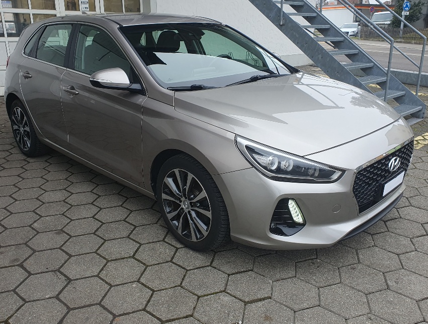 HYUNDAI i30 1.4 T-GDI Launch Automat-showroom-element-1