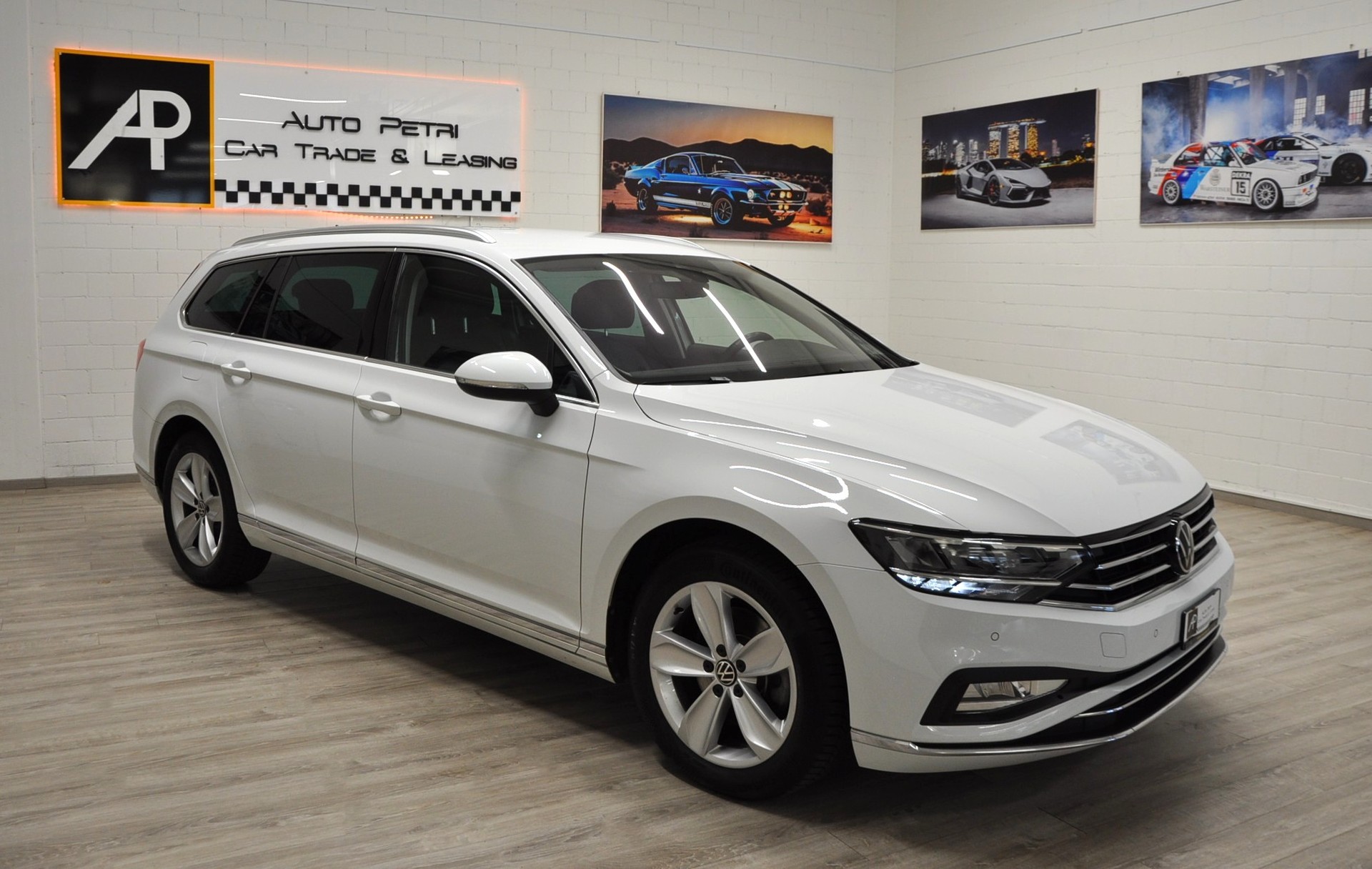 VW Passat 2.0 TDI BMT Elegance 4Motion DSG-image-5