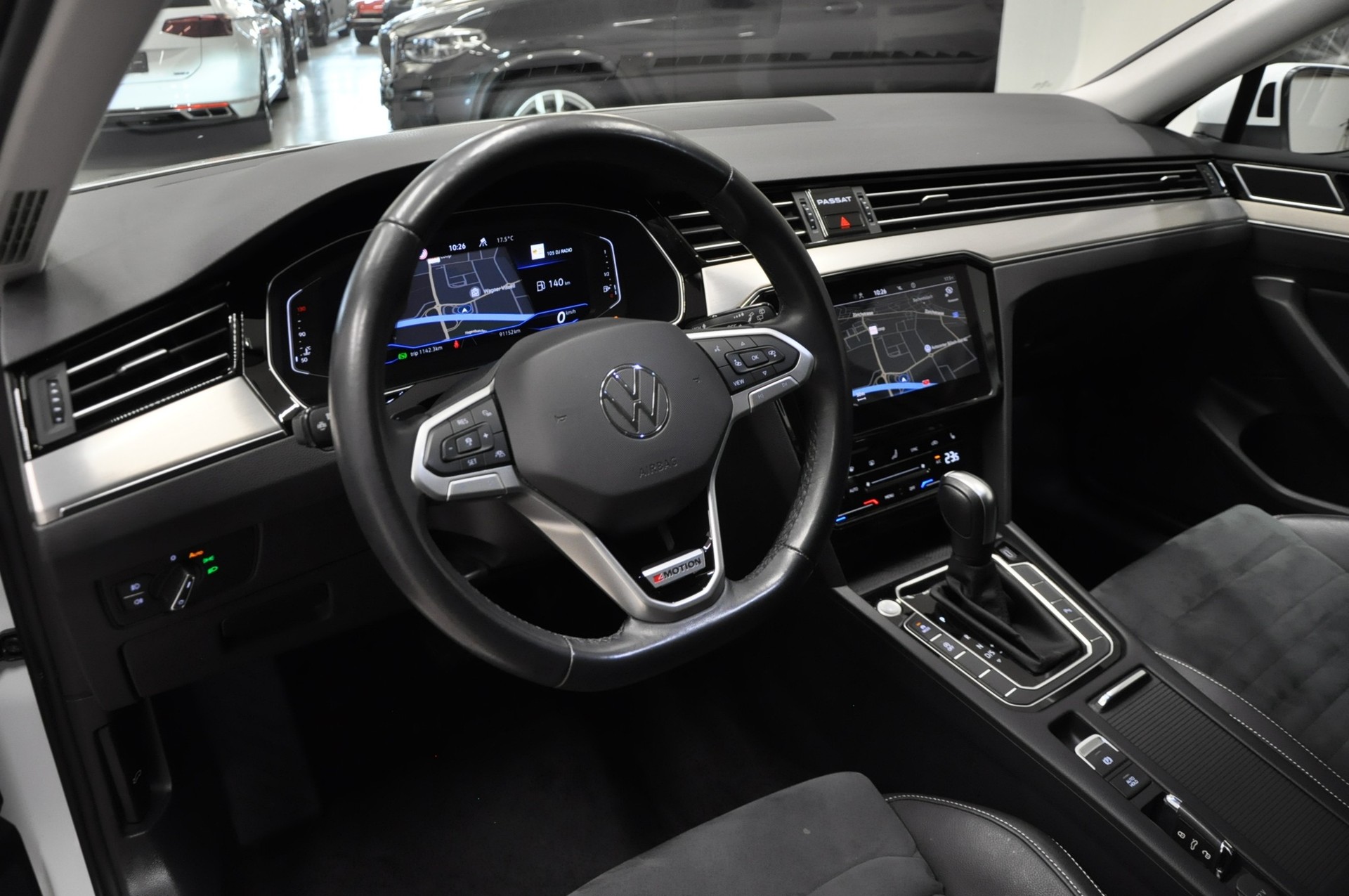 VW Passat 2.0 TDI BMT Elegance 4Motion DSG-image-11