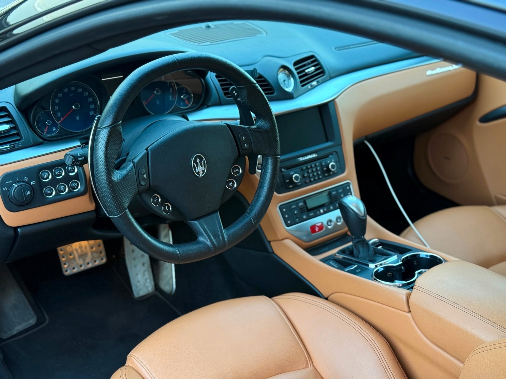 MASERATI GranTurismo Sport Automatica-image-8