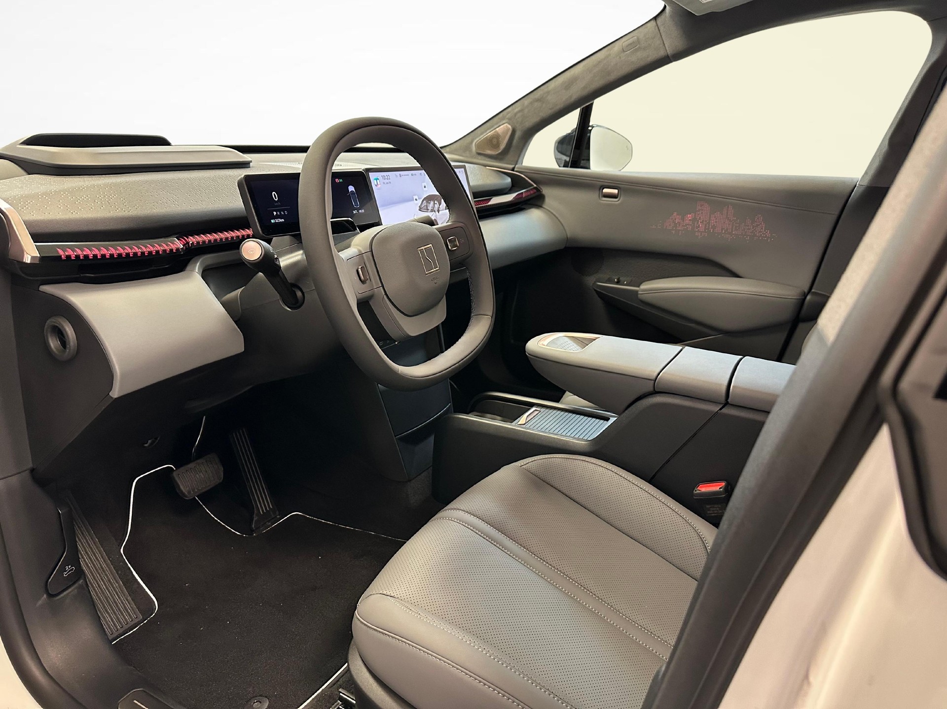 ZEEKR X Privilege AWD-showroom-element-3