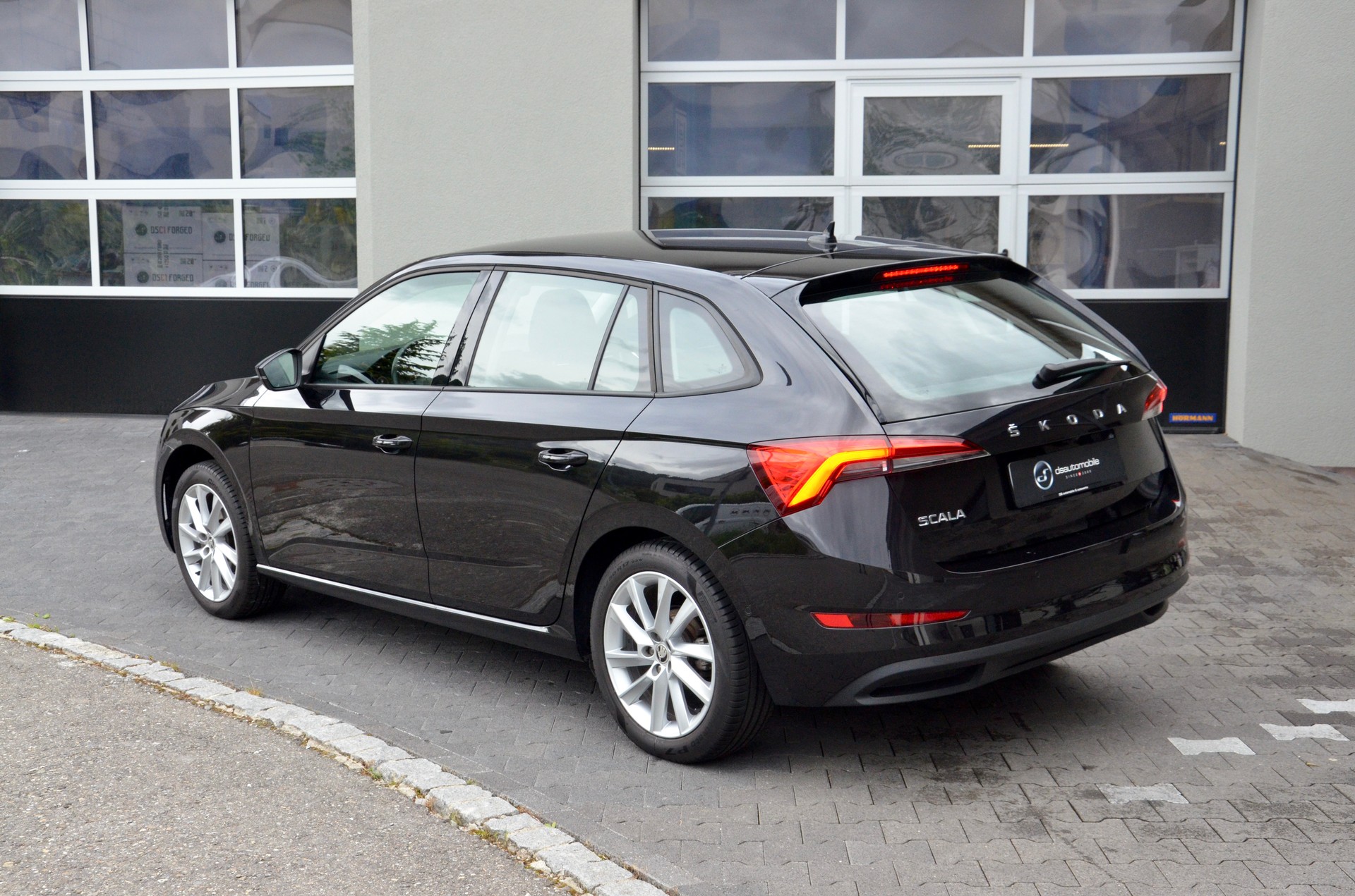 SKODA Scala 1.5 TSI ACT Style DSG-image-6
