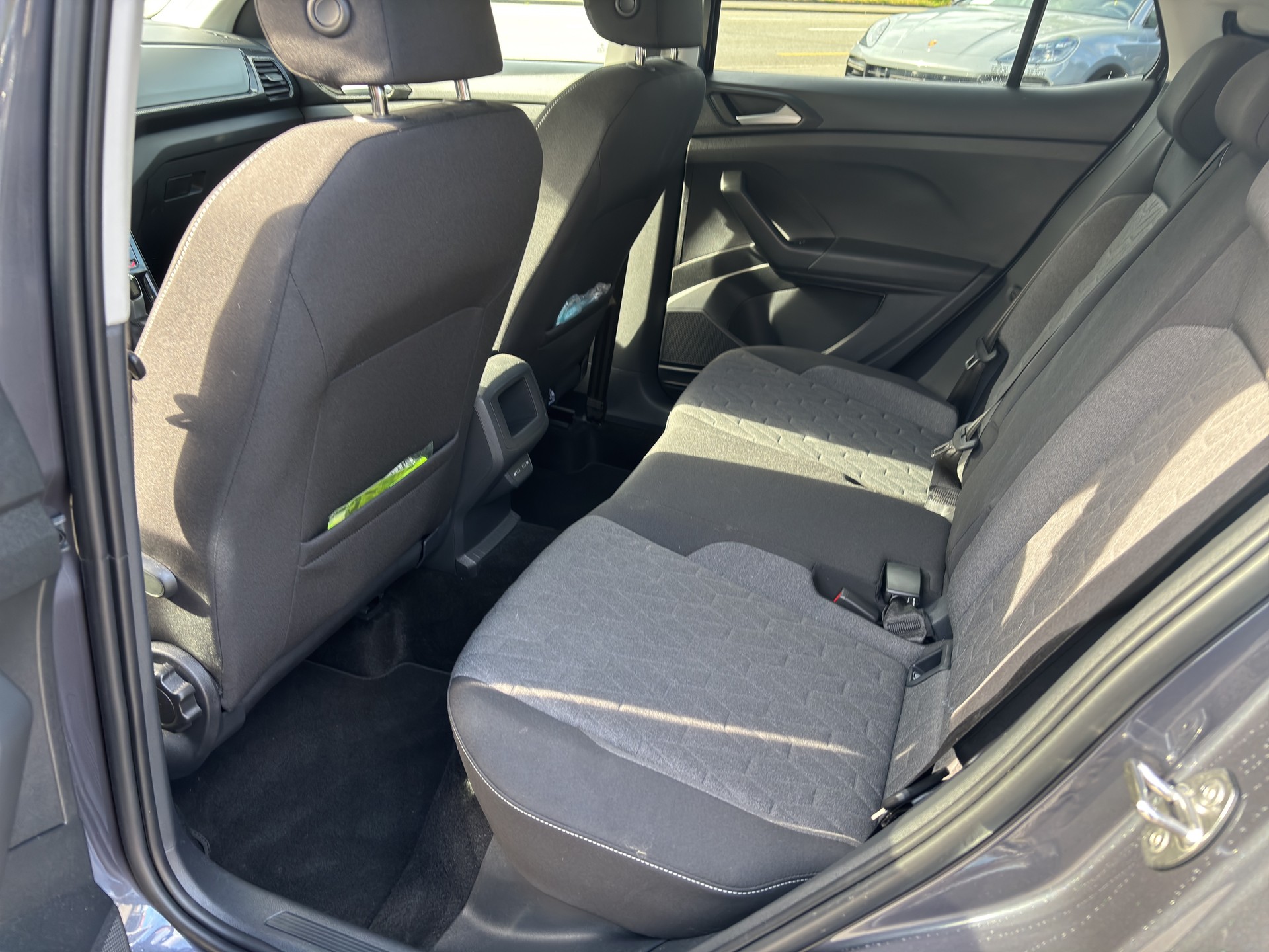 VW T-Cross 1.0 TSI EVO Life-image-10