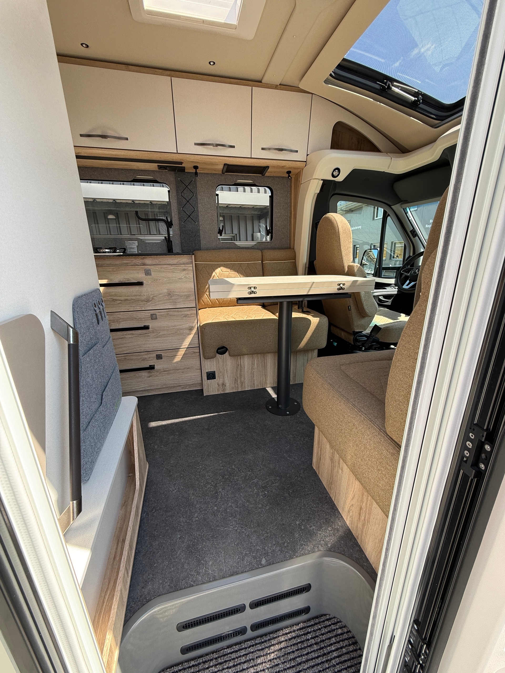 EURA MOBIL Xtura XT 686 EF-image-4