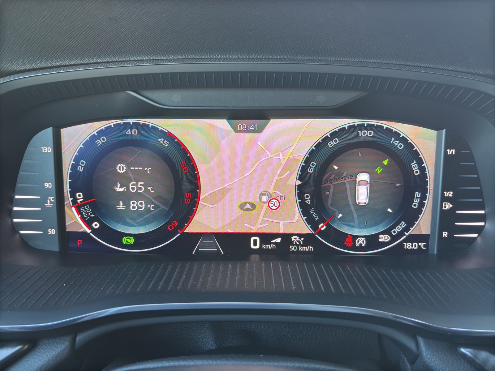 SKODA Octavia Combi 2.0 TDI DSG RS 4x4 mit AHK Vorbereitung, Head-Up Display & elektr. Heckklappe-image-16