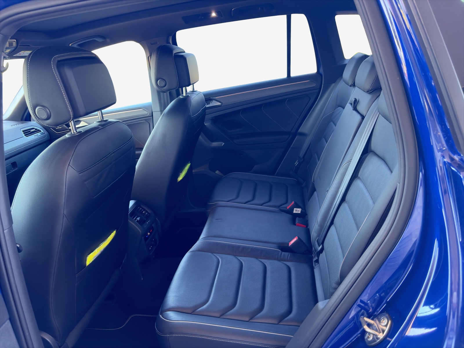 VW Tiguan 2.0TSI R-Line 4Motion DSG-image-11