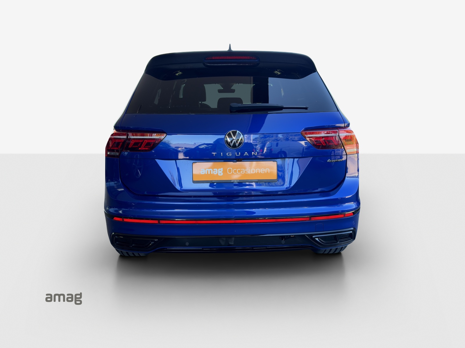 VW Tiguan 2.0TSI R-Line 4Motion DSG-image-3